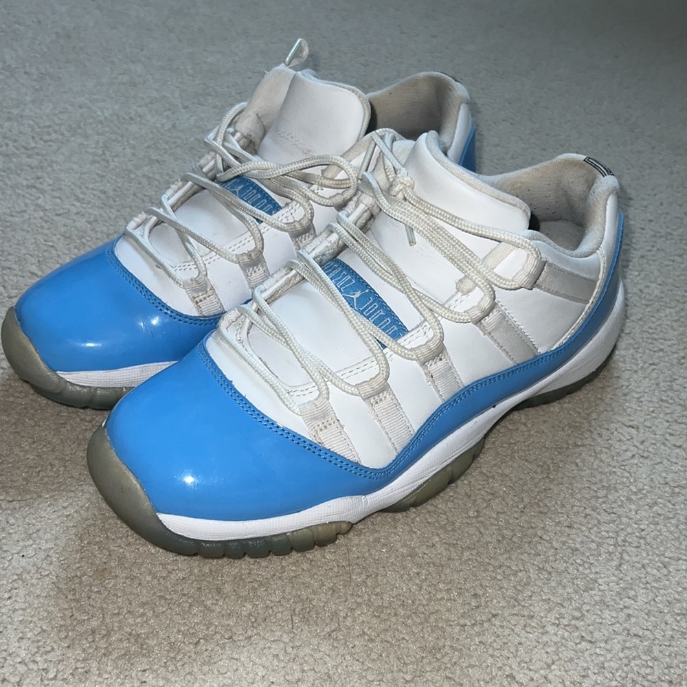 Jordan 11 Retro Low University Blue GS